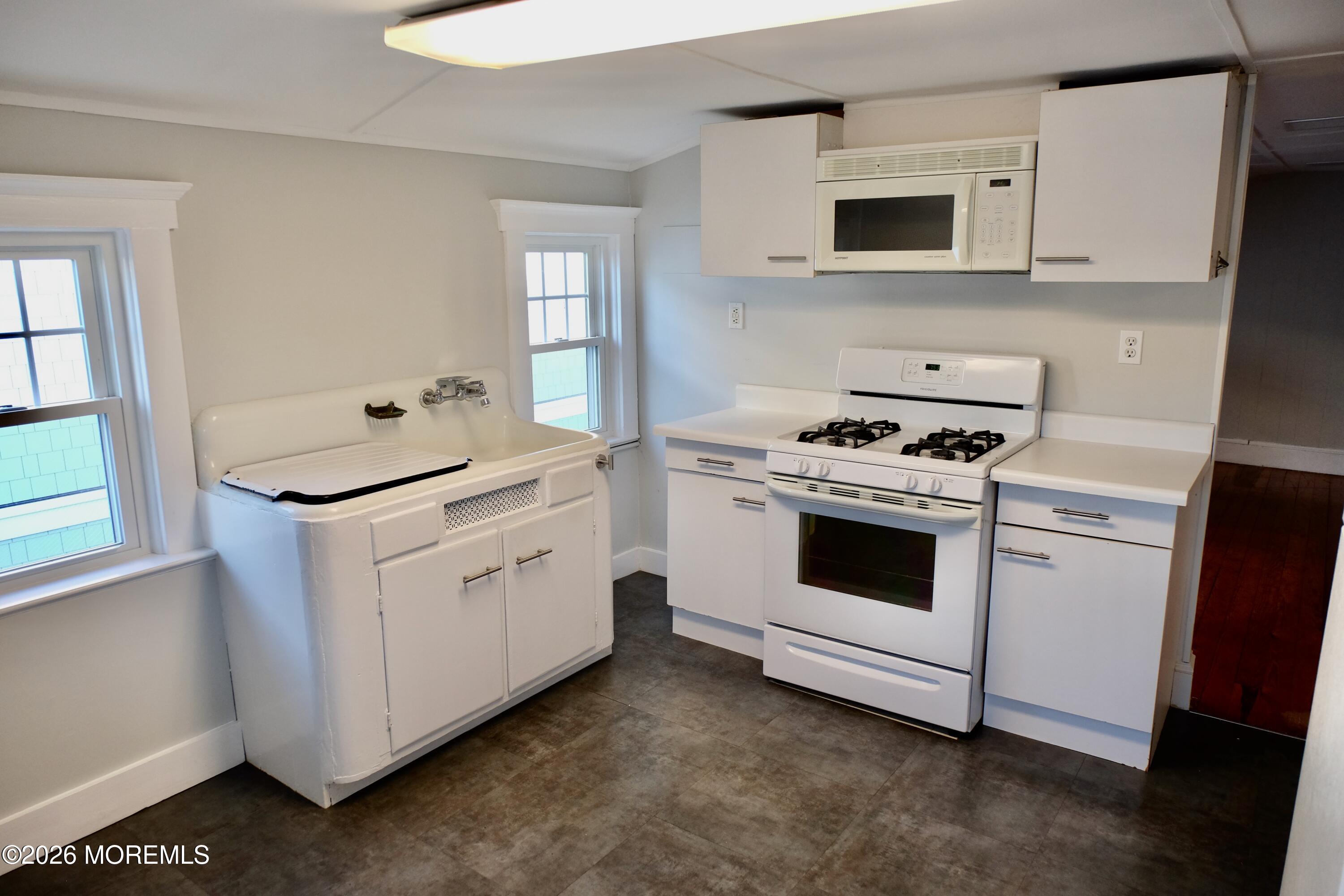 220 Lincoln Avenue Avon-by-the-sea NJ 07717