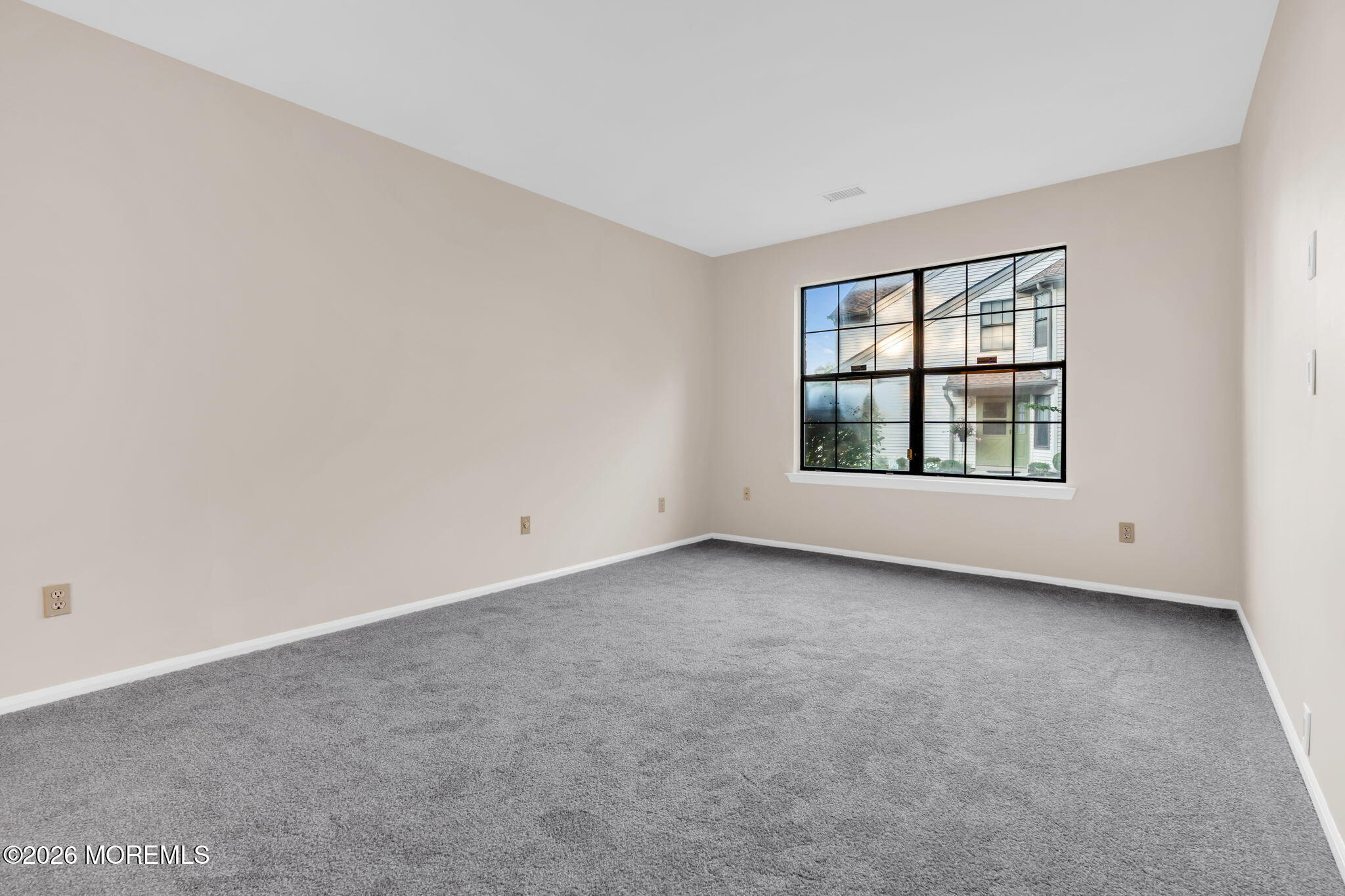 2101 Bayhead Drive Parlin NJ 08859