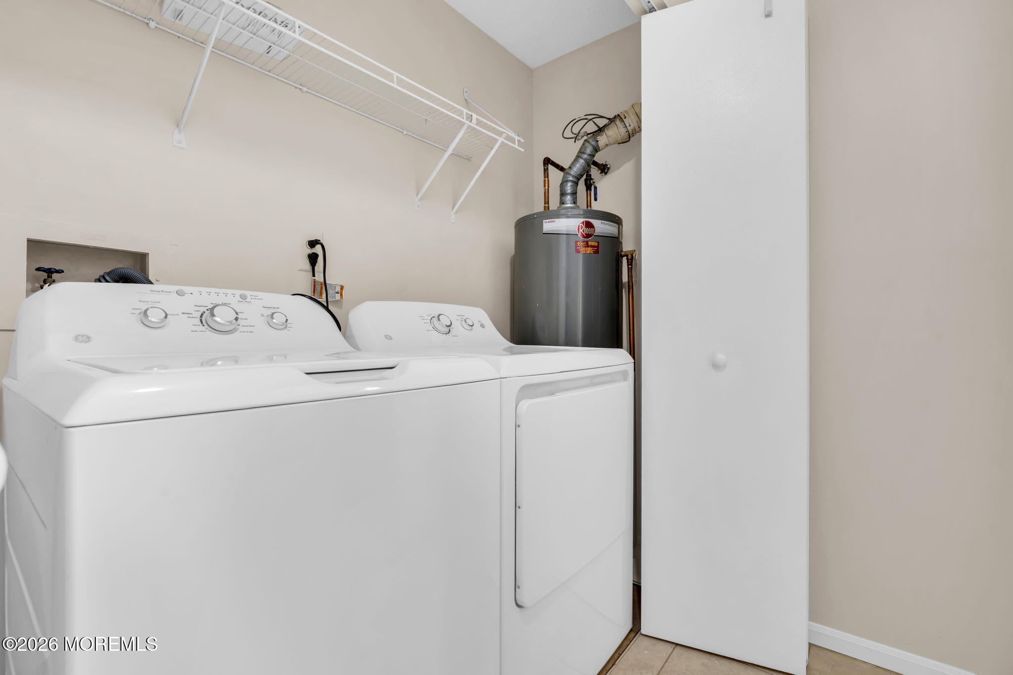 2101 Bayhead Drive Parlin NJ 08859