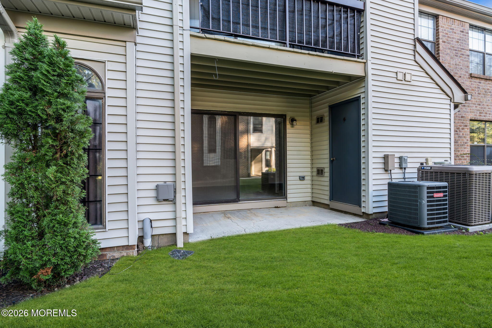 2101 Bayhead Drive Parlin NJ 08859