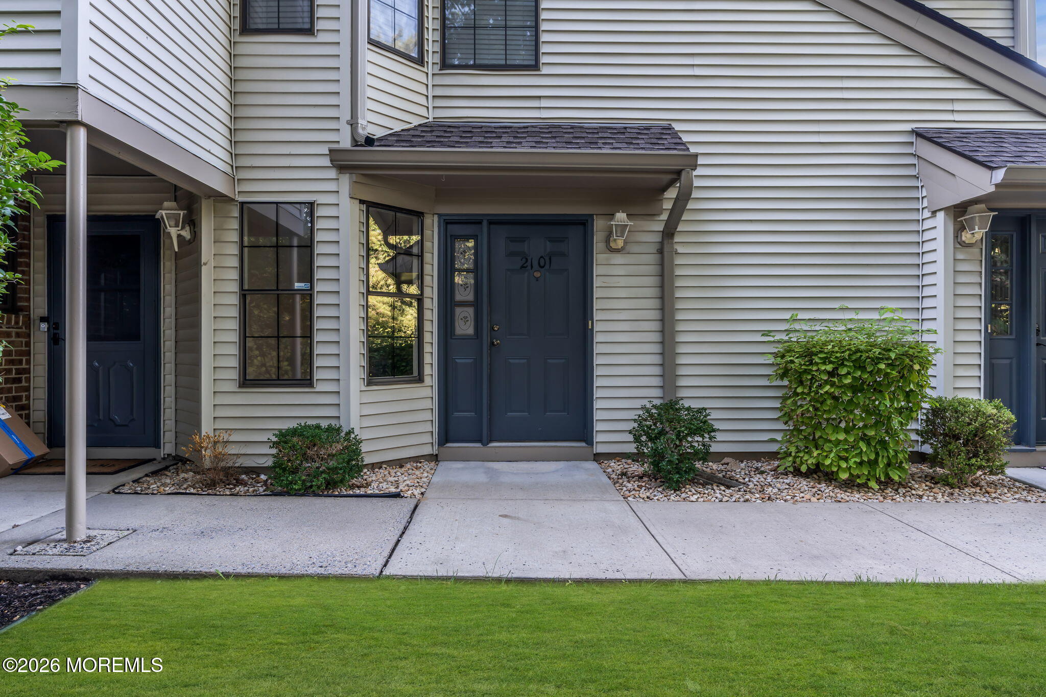 2101 Bayhead Drive Parlin NJ 08859