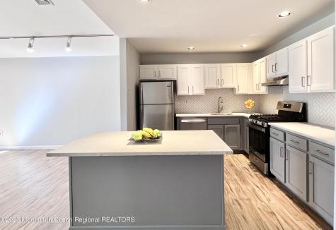 159 Tanglewood Place Morganville NJ 07751