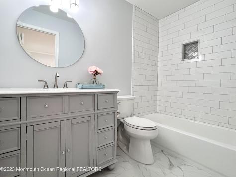 159 Tanglewood Place Morganville NJ 07751