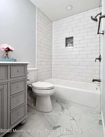 159 Tanglewood Place Morganville NJ 07751