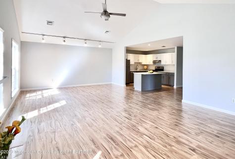 159 Tanglewood Place Morganville NJ 07751