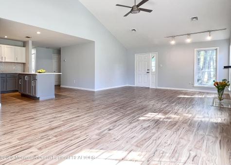 159 Tanglewood Place Morganville NJ 07751