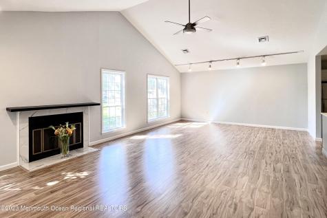 159 Tanglewood Place Morganville NJ 07751