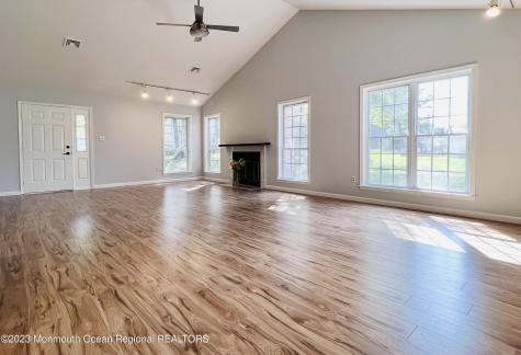 159 Tanglewood Place Morganville NJ 07751
