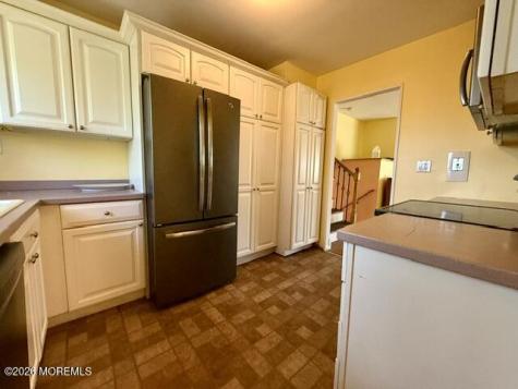 5 Sussex Court South River NJ 08882