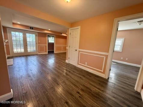 5 Sussex Court South River NJ 08882
