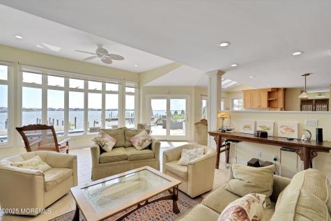 323 Cove Drive Mantoloking NJ 08738