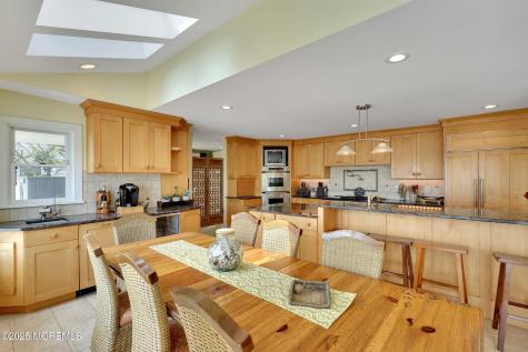 323 Cove Drive Mantoloking NJ 08738