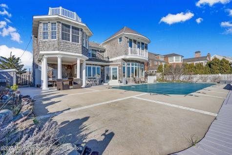 323 Cove Drive Mantoloking NJ 08738