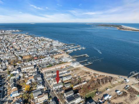 48 5th Street Highlands NJ 07732