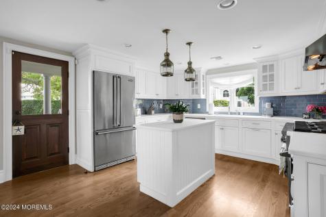 208 Neptune Place Sea Girt NJ 08750
