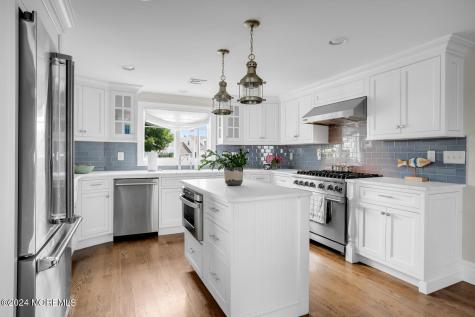 208 Neptune Place Sea Girt NJ 08750