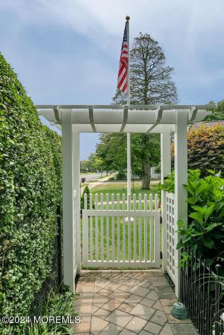 208 Neptune Place Sea Girt NJ 08750