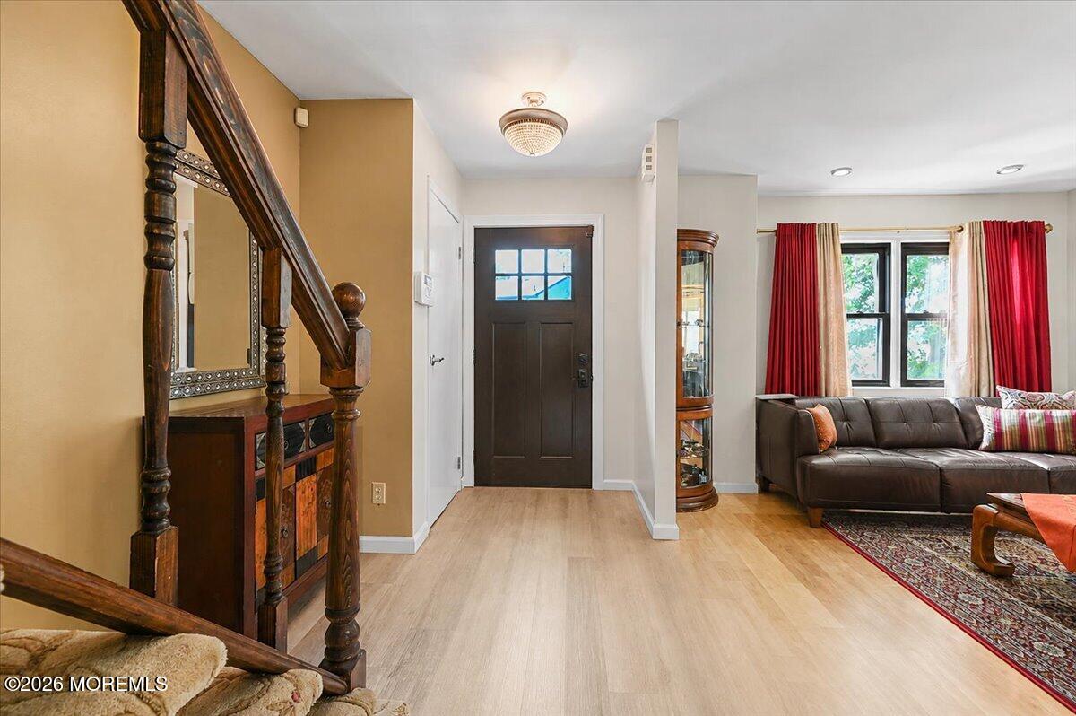 27 Highview Drive Woodbridge NJ 07095