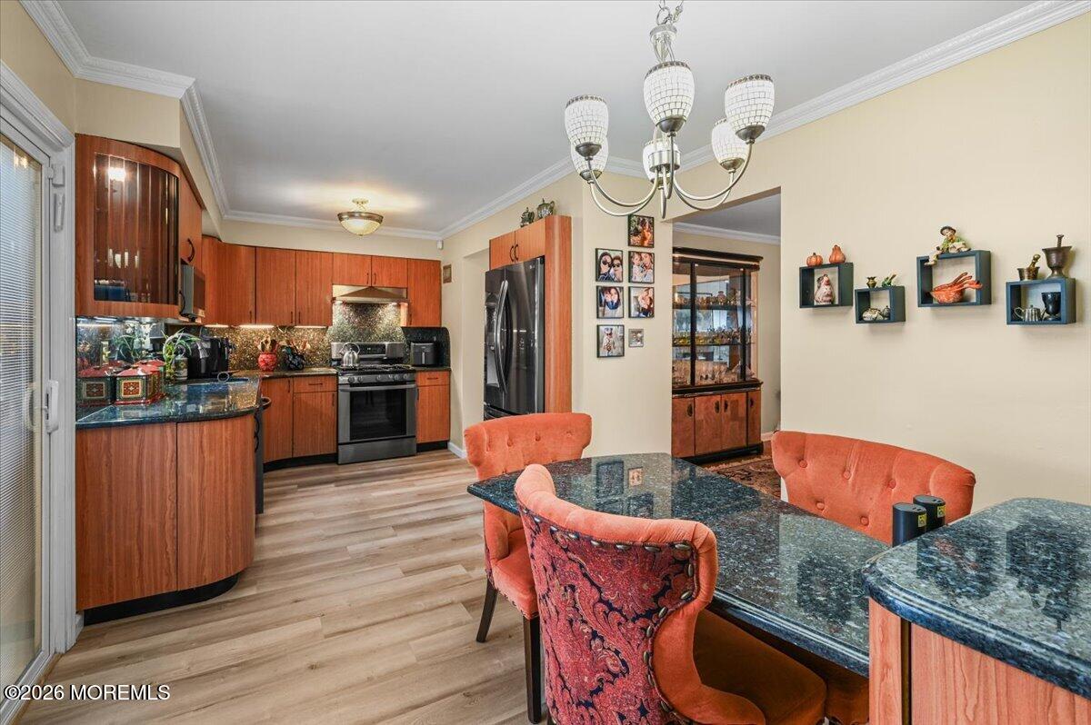27 Highview Drive Woodbridge NJ 07095