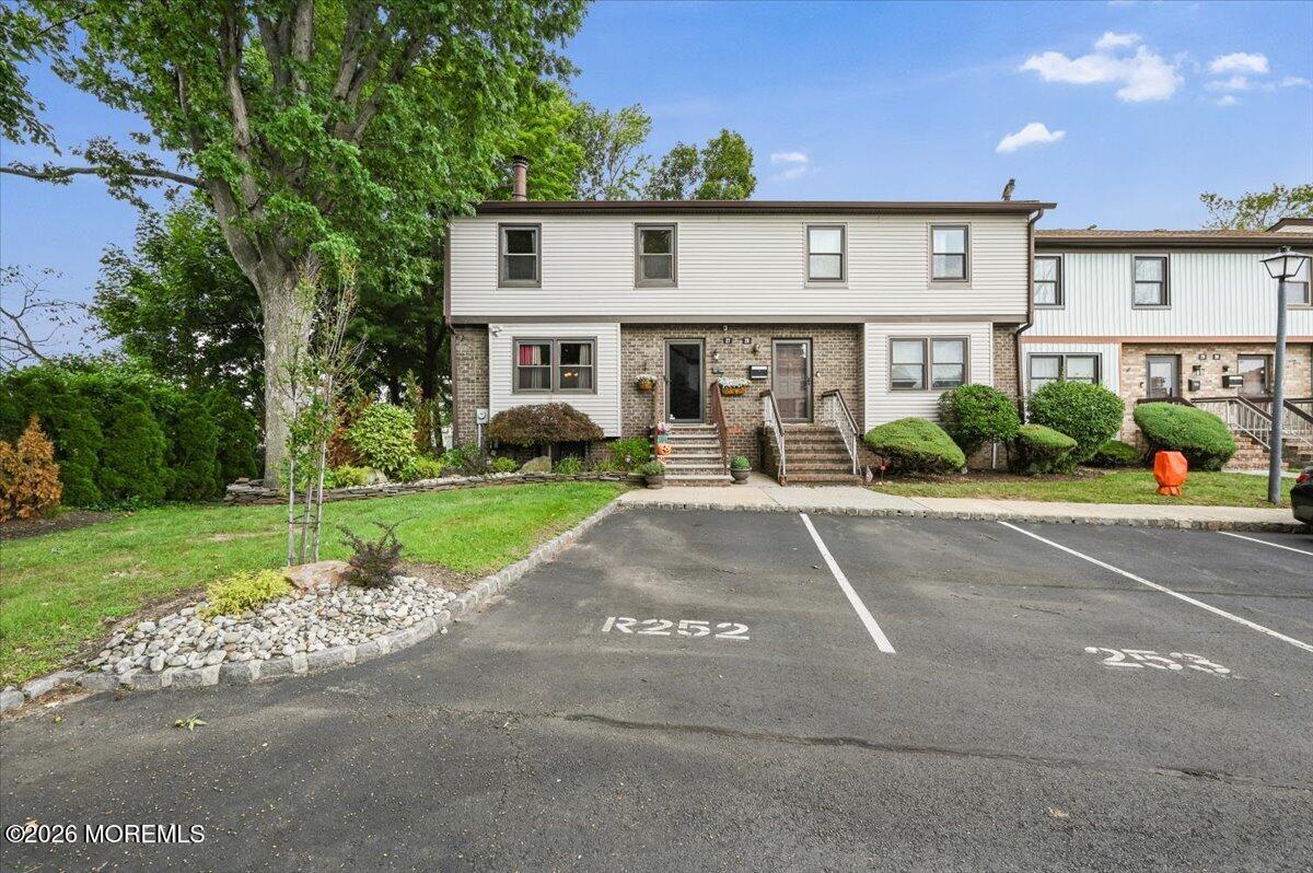 27 Highview Drive Woodbridge NJ 07095