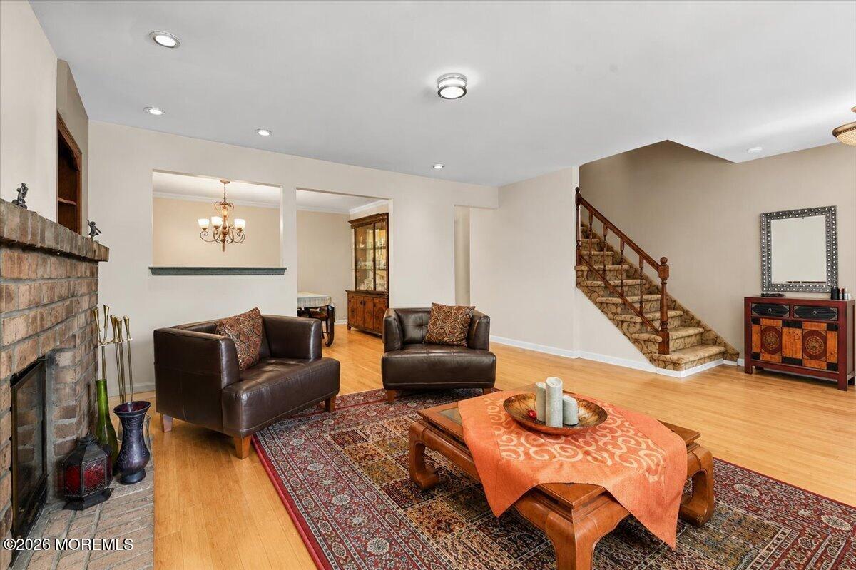 27 Highview Drive Woodbridge NJ 07095