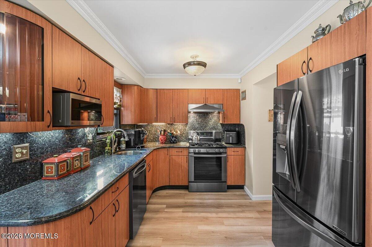 27 Highview Drive Woodbridge NJ 07095