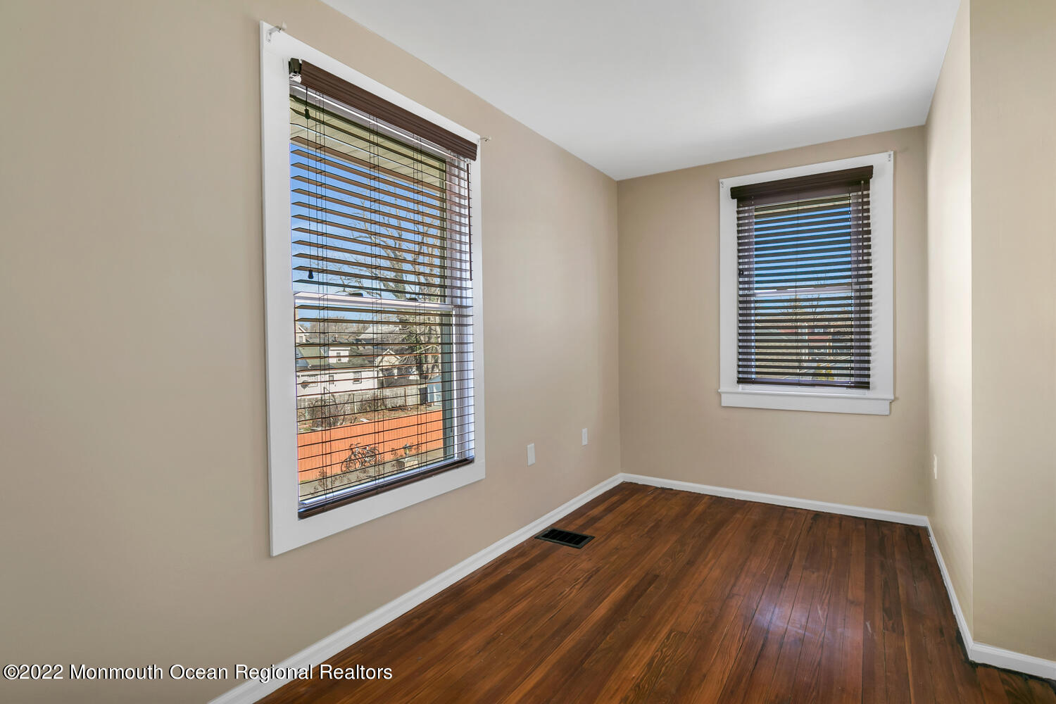 23 Carmen Place Red Bank NJ 07701