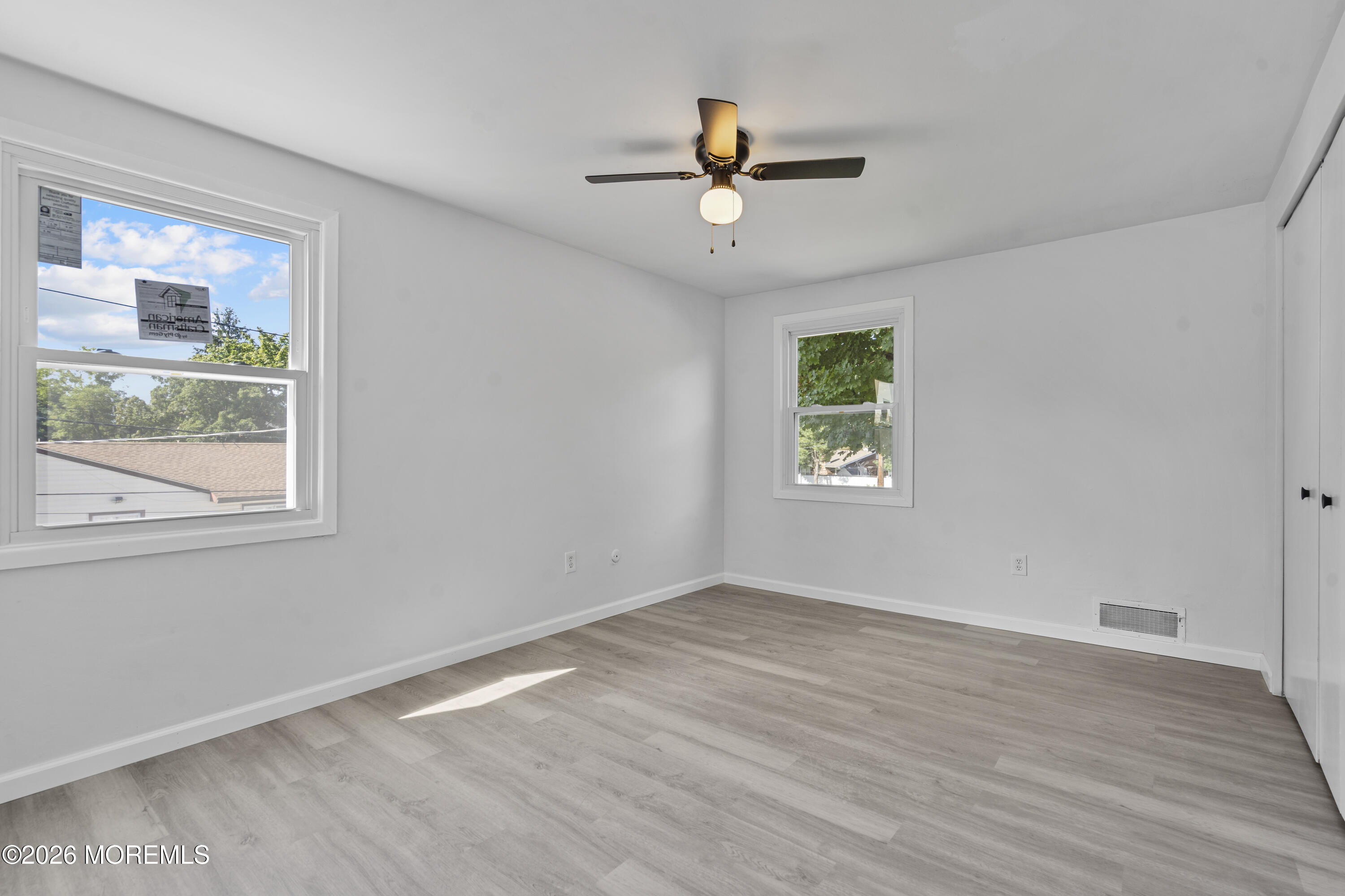 8 Holton Lane Willingboro NJ 08046