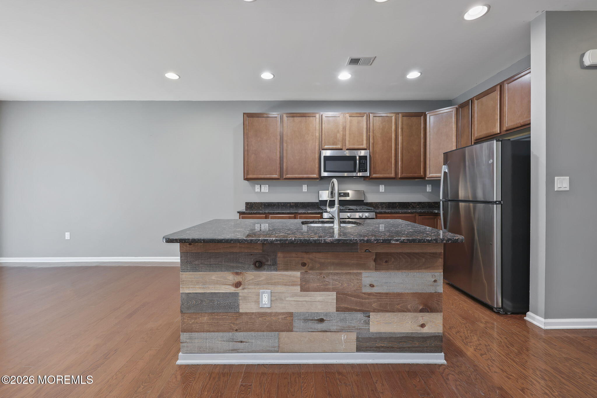 17 Arden Drive Manchester NJ 08759