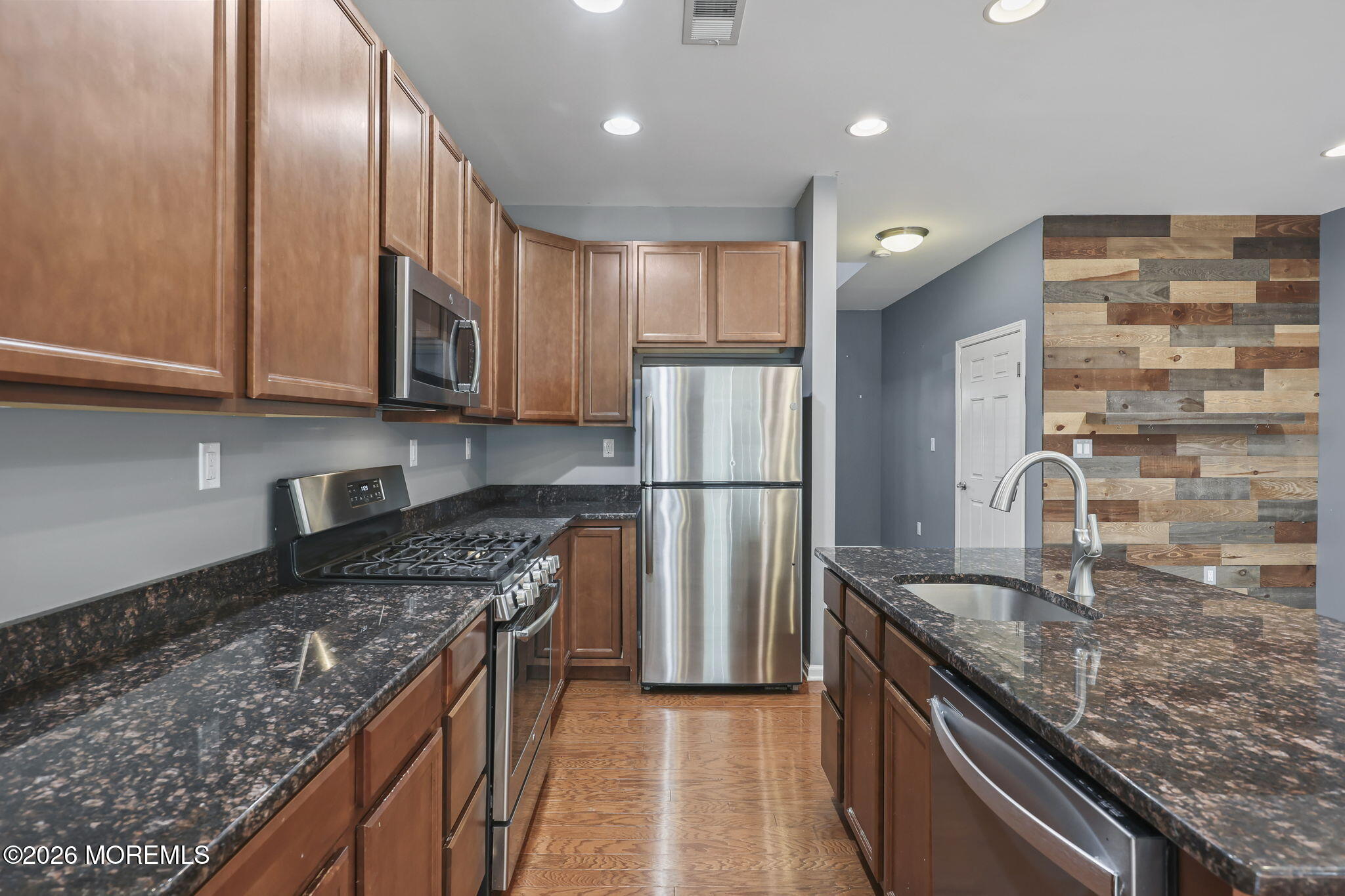 17 Arden Drive Manchester NJ 08759