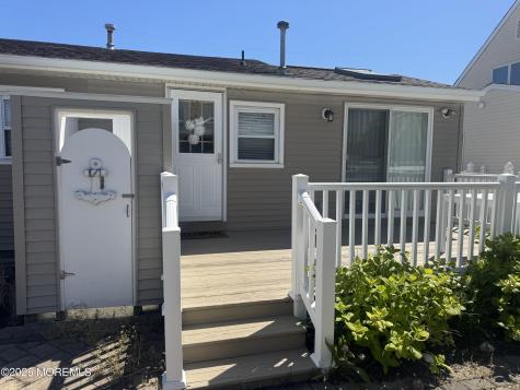 128 San Fernando Drive Lavallette NJ 08735