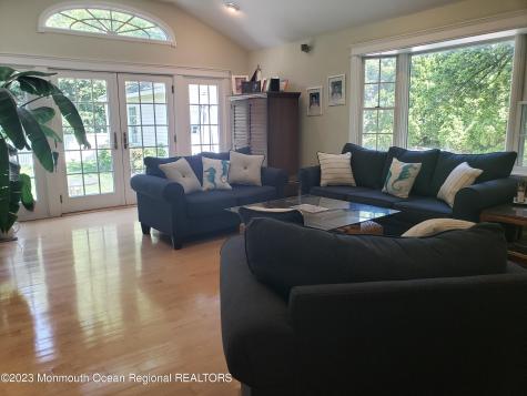 407 Chicago Boulevard Sea Girt NJ 08750