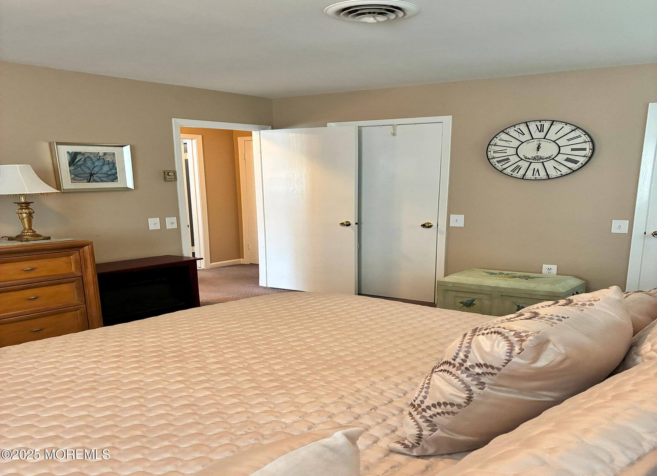 5 Graystone Place Whiting NJ 08759