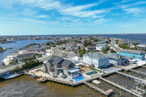 1 Pershing Boulevard Lavallette NJ 08735