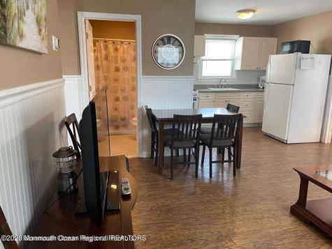 15 Elizabeth Avenue Lavallette NJ 08735