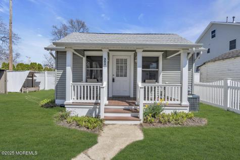 304 1/2 13th Avenue Belmar NJ 07719