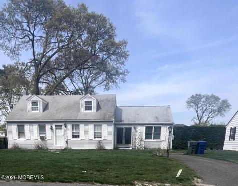 241 Pinewood Avenue Oakhurst NJ 07755