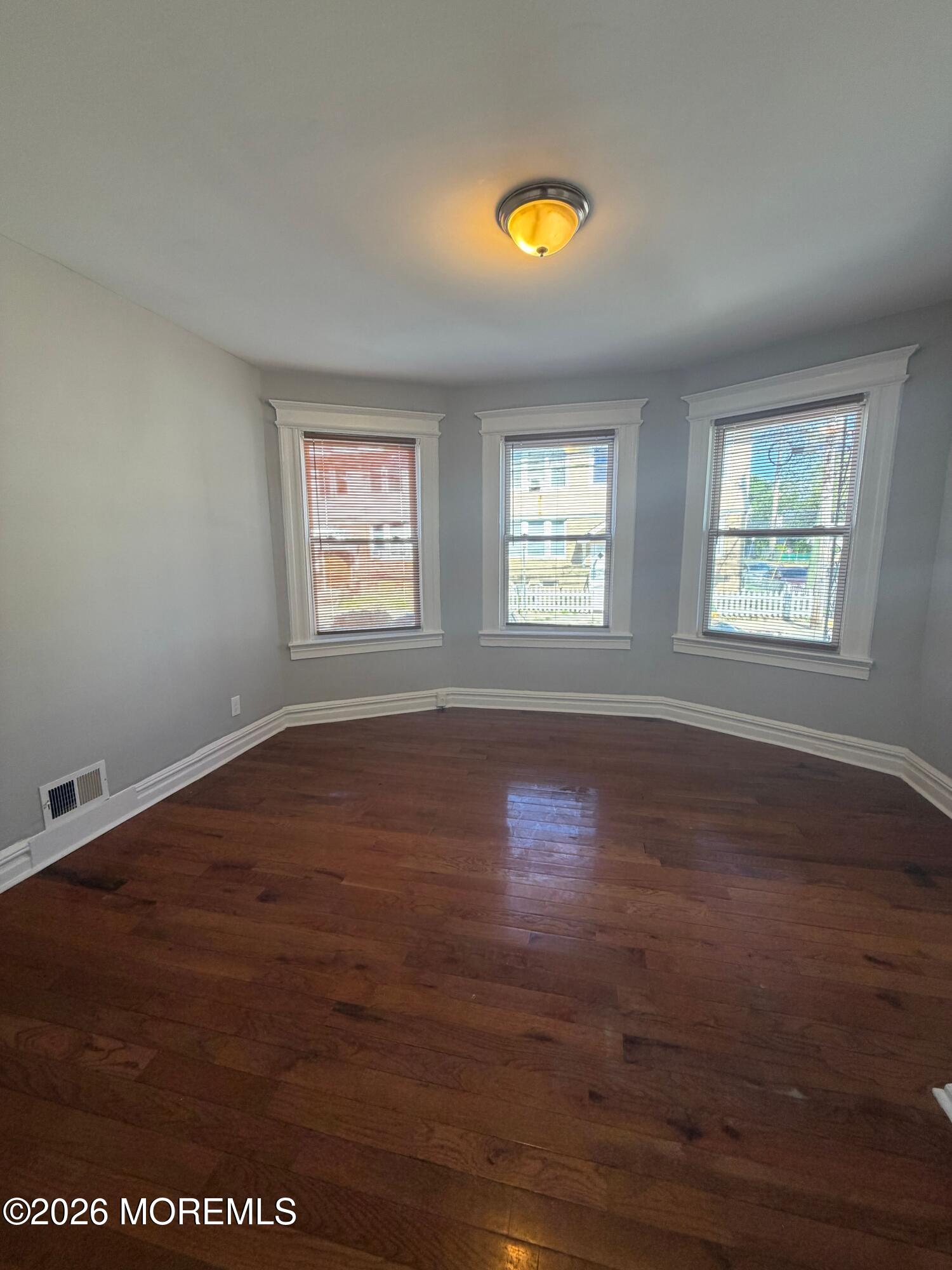 76 Halstead Street Newark NJ 07106