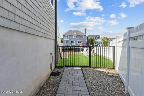 1730 Rue Mirador Point Pleasant NJ 08742