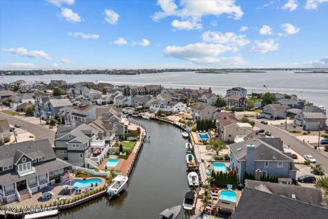 1730 Rue Mirador Point Pleasant NJ 08742