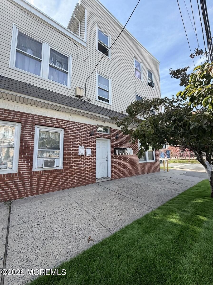 410-412 1st Avenue Elizabeth NJ 07206