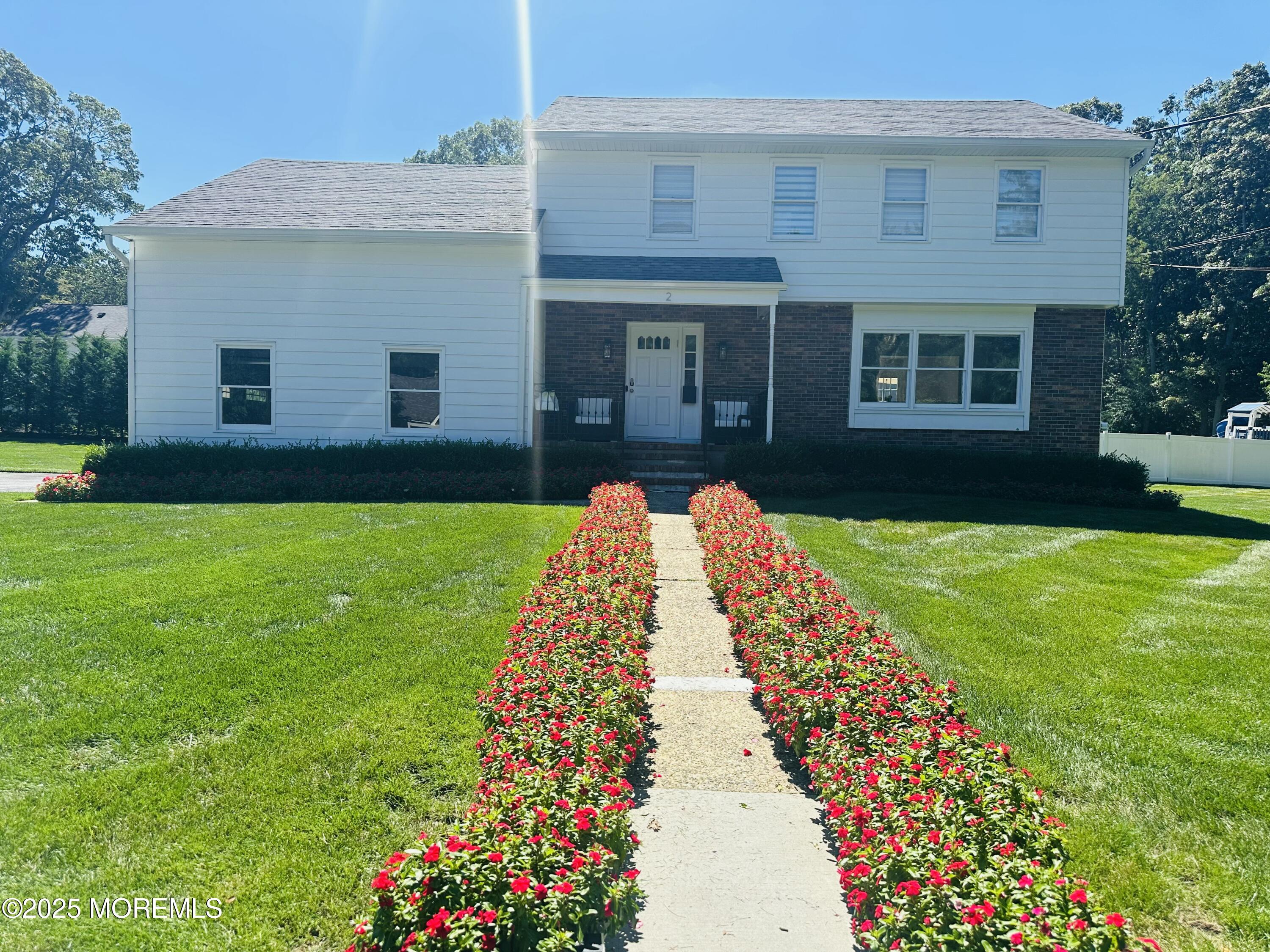 2 Campbell Court Oakhurst NJ 07755