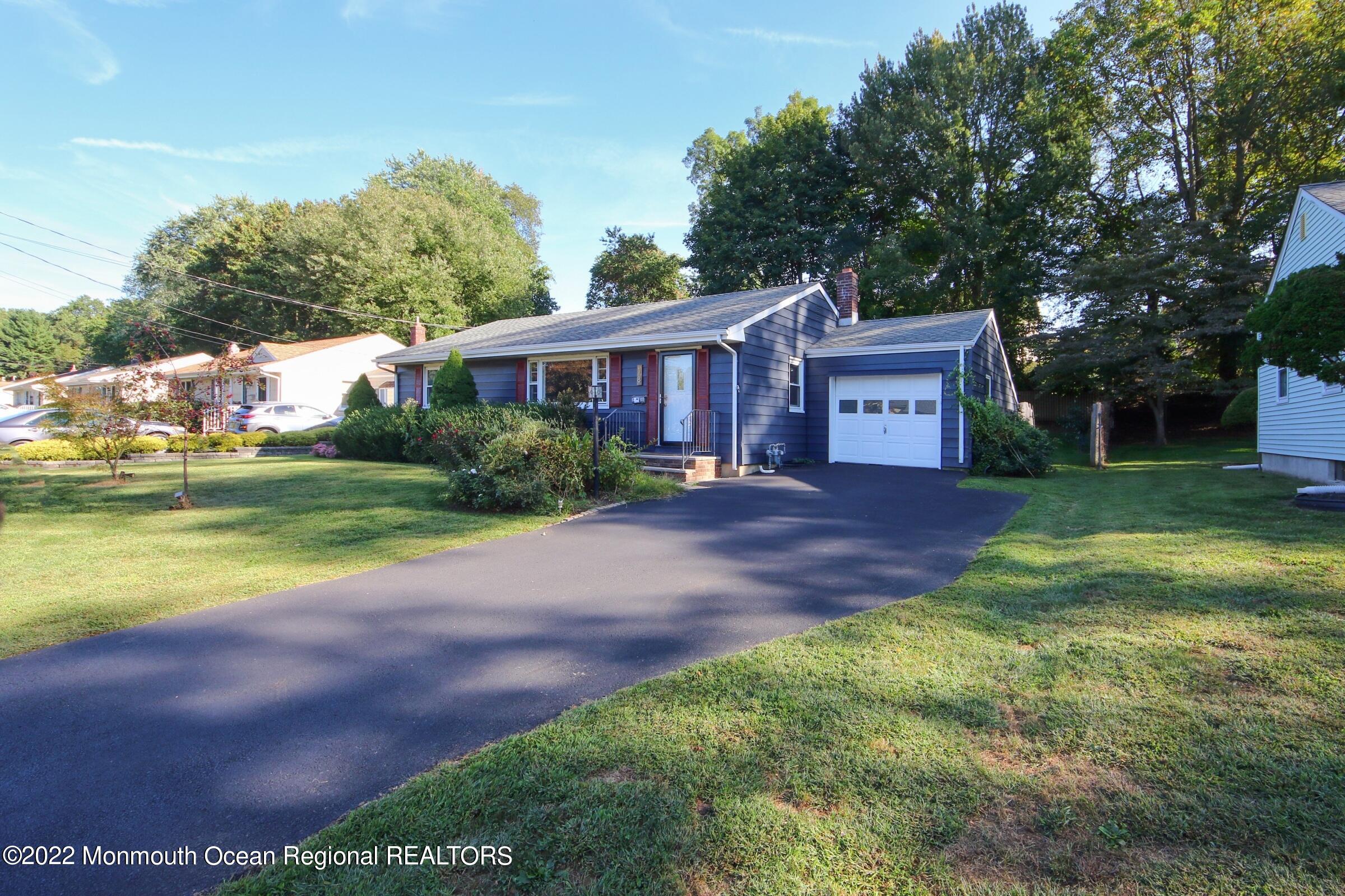 18 N Crestview Drive Middletown NJ 07748
