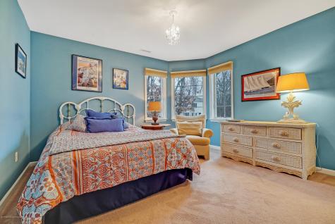 18 Mariners Bend Brielle NJ 08730