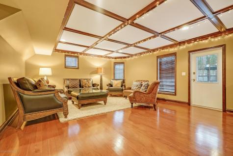 18 Mariners Bend Brielle NJ 08730