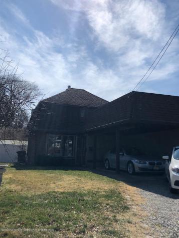 322 Wells Avenue Oakhurst NJ 07755