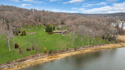 180 Hartshorne Road Rumson NJ 07760
