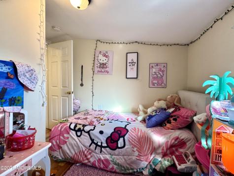 196 Milton Avenue Cliffwood NJ 07721