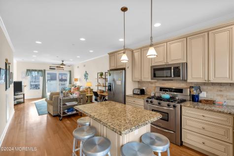 21 Blaine Avenue Seaside Heights NJ 08751