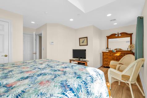21 Blaine Avenue Seaside Heights NJ 08751